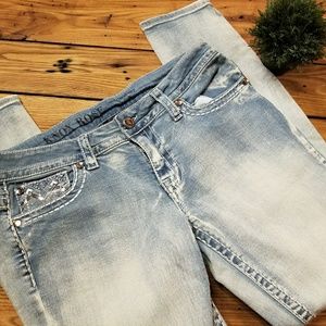 Knox Rose Mid Rise Skinny Jeans